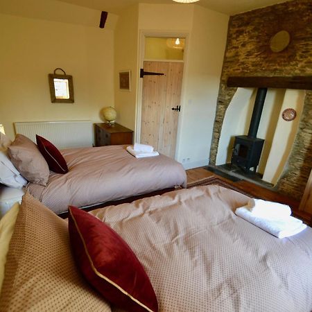 Holwell Holistic Retreat Bed and Breakfast Barnstaple Buitenkant foto