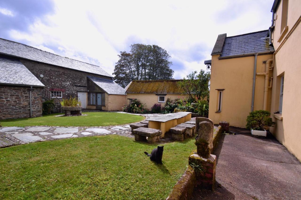 Holwell Holistic Retreat Bed and Breakfast Barnstaple Buitenkant foto