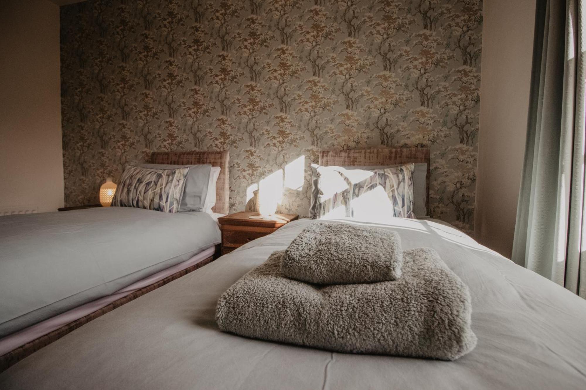 Holwell Holistic Retreat Bed and Breakfast Barnstaple Kamer foto