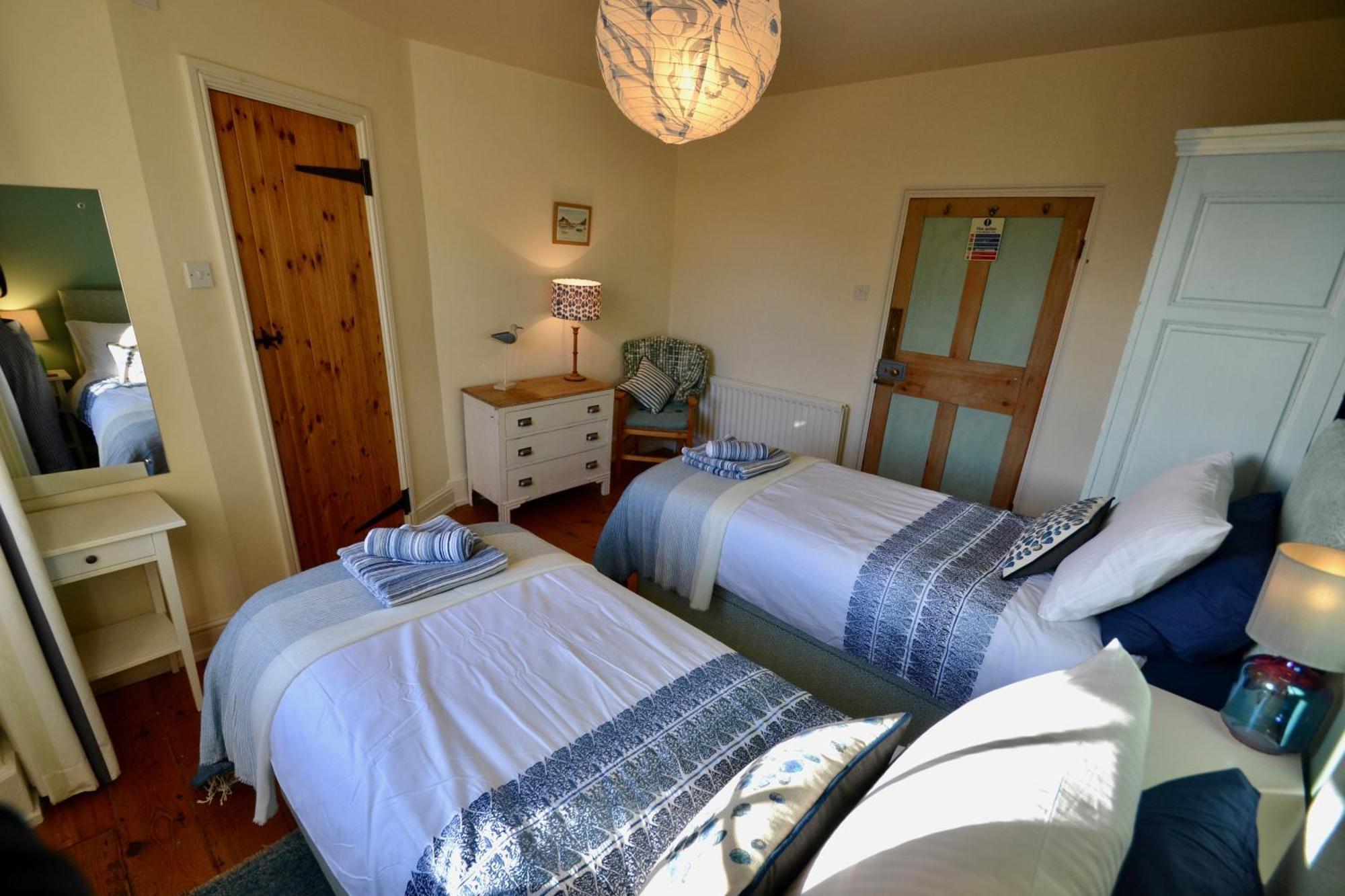 Holwell Holistic Retreat Bed and Breakfast Barnstaple Kamer foto