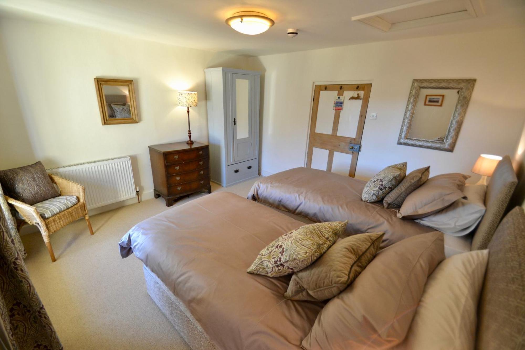Holwell Holistic Retreat Bed and Breakfast Barnstaple Kamer foto